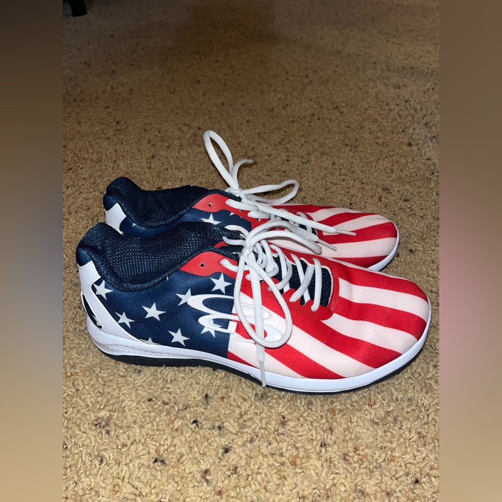 Boombah - USA themed shoes - Size 10